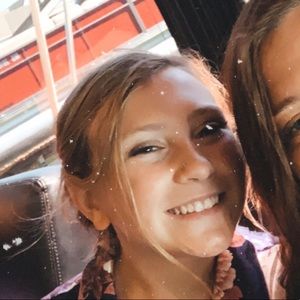 Meet your Posher, Lilly